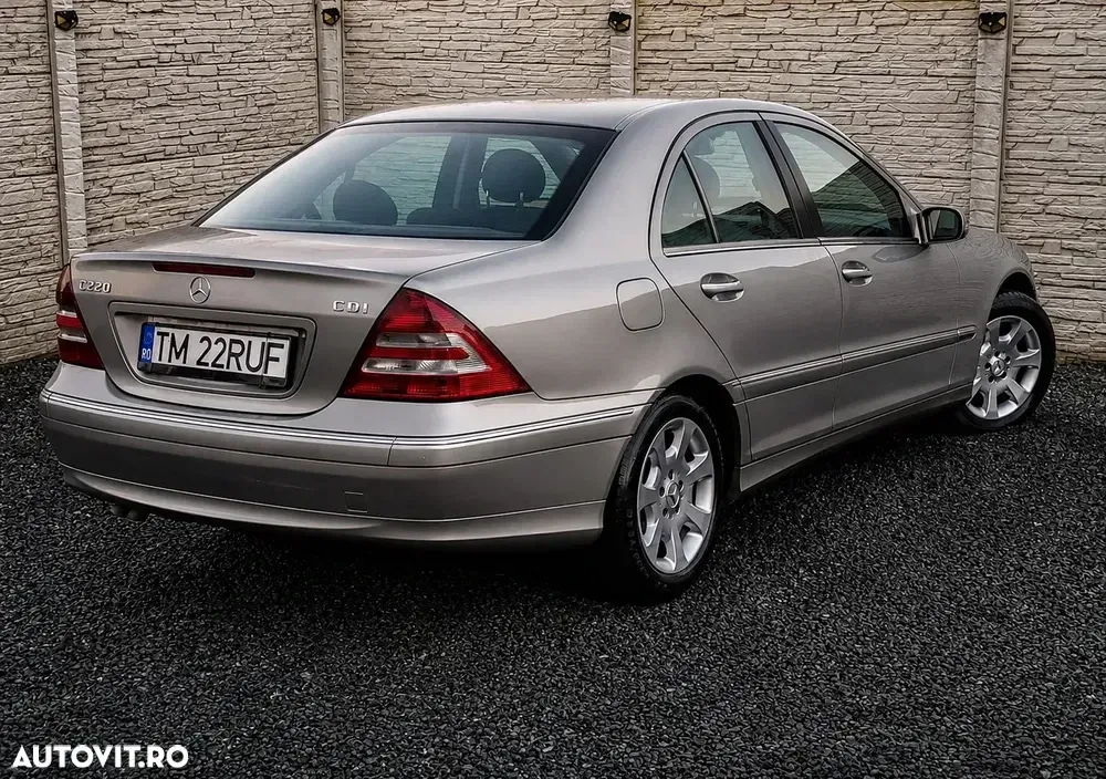 Mercedes-Benz C W203 — imagine 4