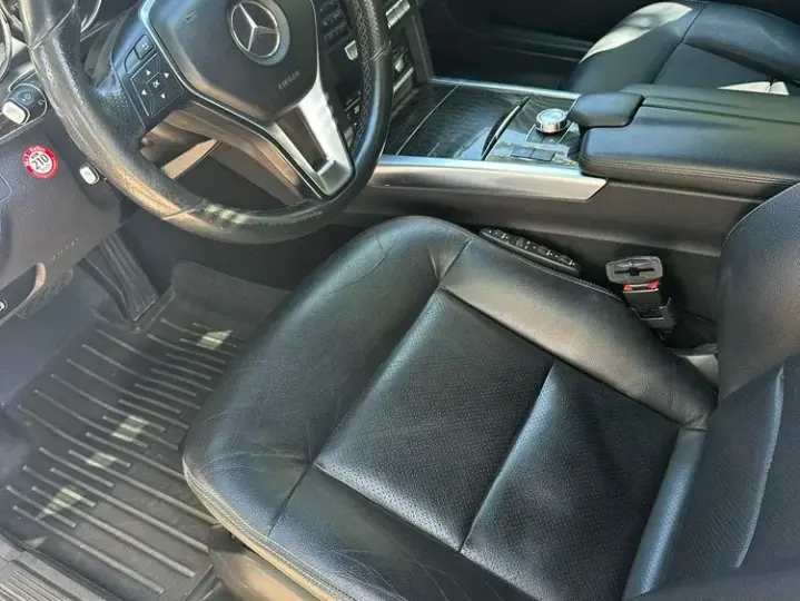 Mercedes-Benz E 220 BlueTEC 9G-TRONIC