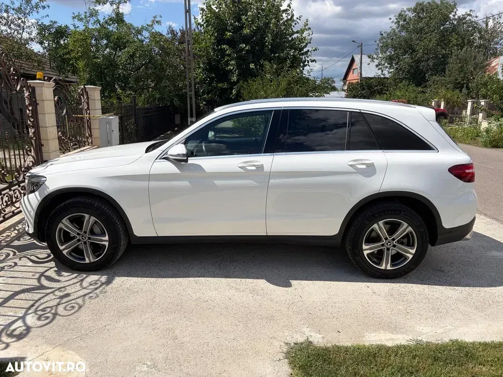 Mercedes-Benz GLC 250 d 4MATIC — imagine 4