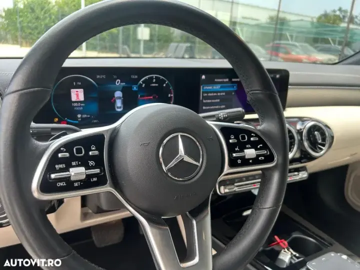 Mercedes-Benz CLA 180 d 7G-DCT Progressive