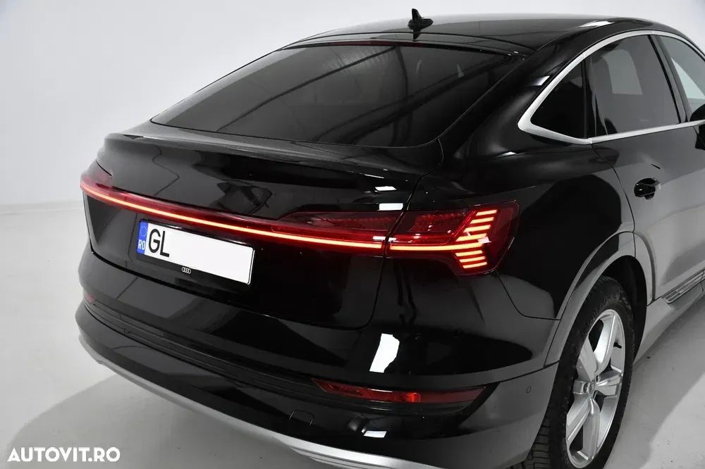Audi e-tron — imagine 5