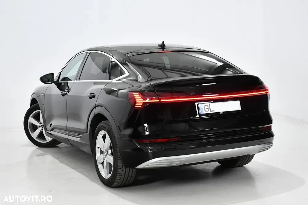 Audi e-tron — imagine 4