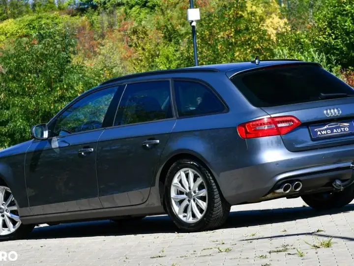 Audi A4 Avant B8 2.0 TDI DPF multitronic Ambition
