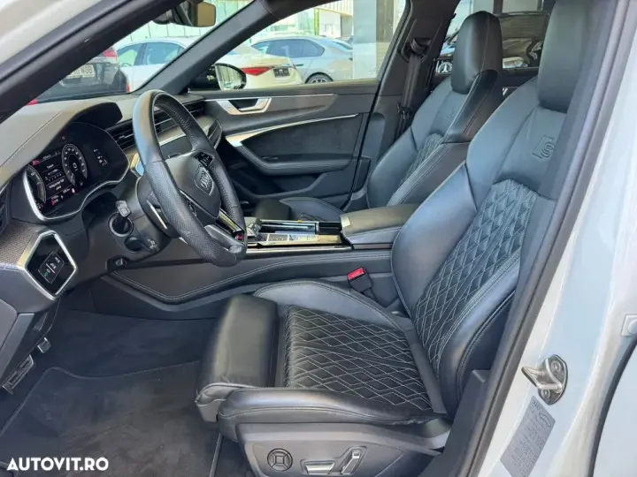 Audi A6 C8 55 TFSI e quattro S tronic S line
