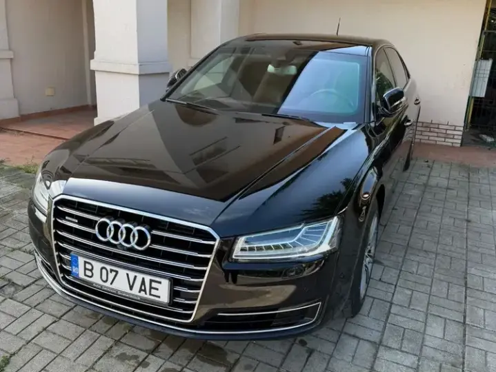 Audi A8 D4
