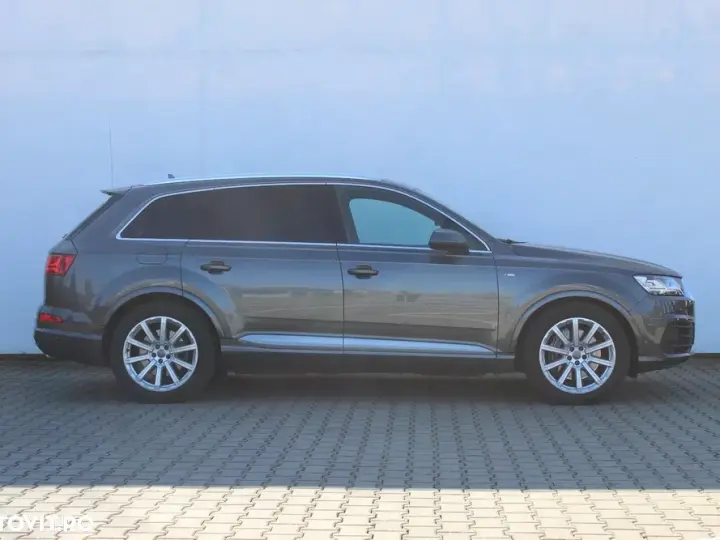 Audi Q7 4M