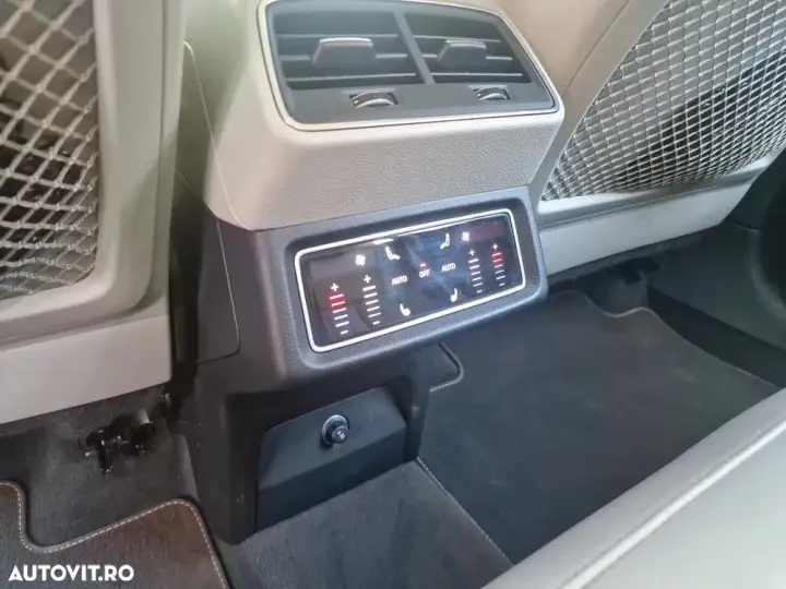 Audi e-tron 50 quattro