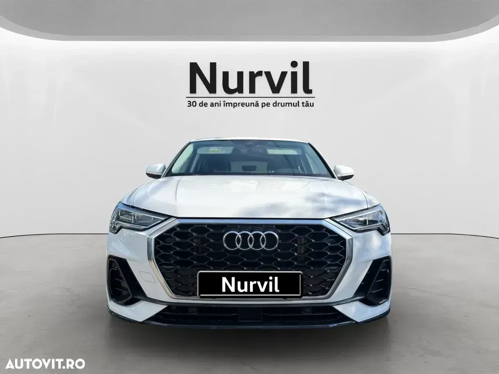 Audi Q3 45 TFSIe S tronic — imagine 2