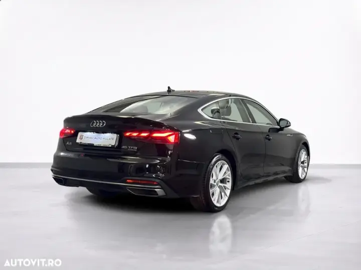 Audi A5 Limuzina