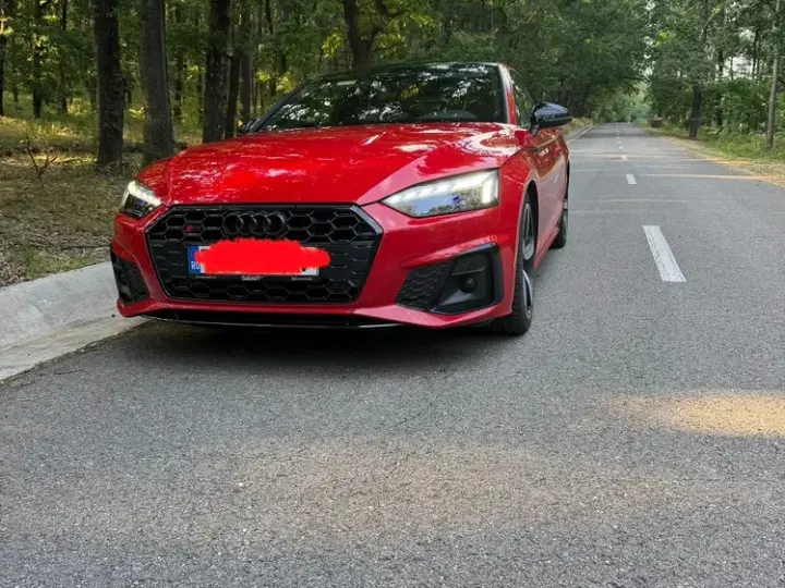 Audi S5 F5