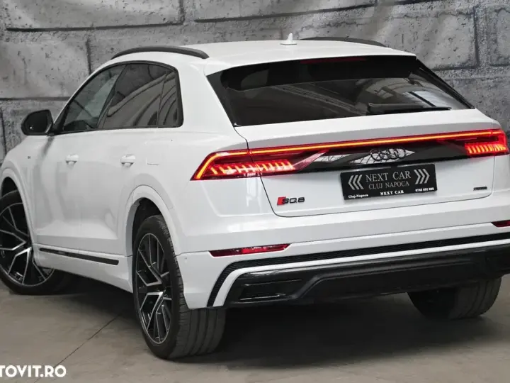 Audi Q8 60 TFSIe quattro tiptronic