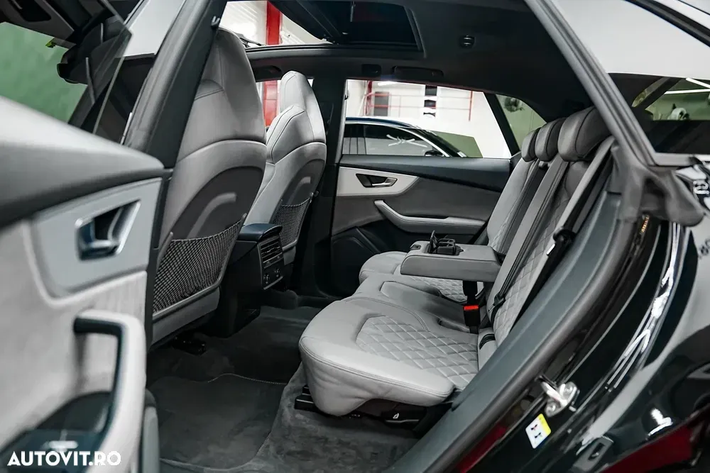 Audi Q8 SUV TFSI quattro 250 kW tiptronic S line business — imagine 6
