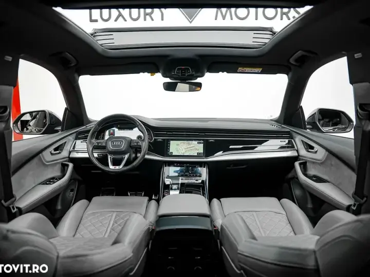 Audi Q8 SUV TFSI quattro 250 kW tiptronic S line business