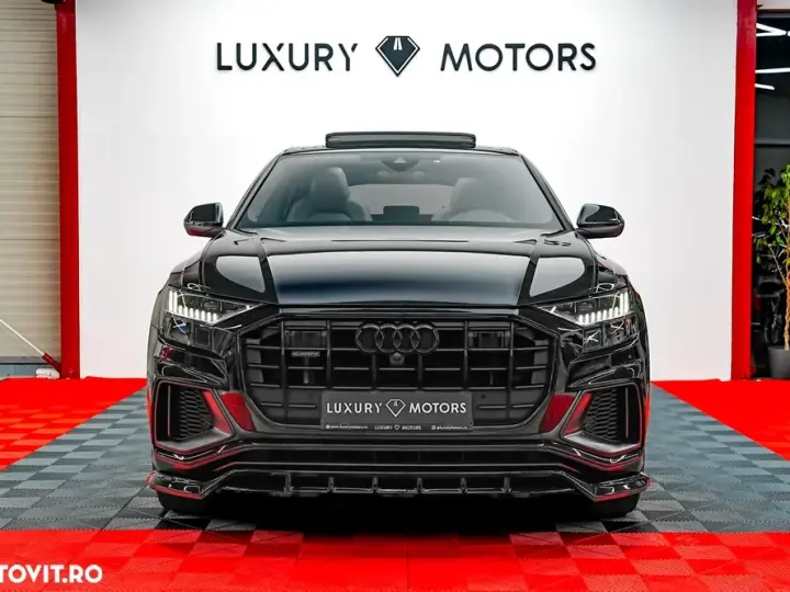 Audi Q8 SUV TFSI quattro 250 kW tiptronic S line business