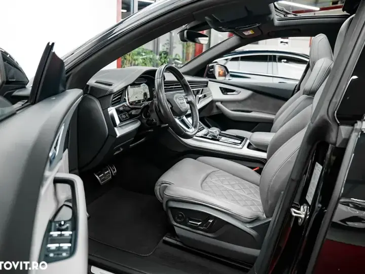Audi Q8 SUV TFSI quattro 250 kW tiptronic S line business