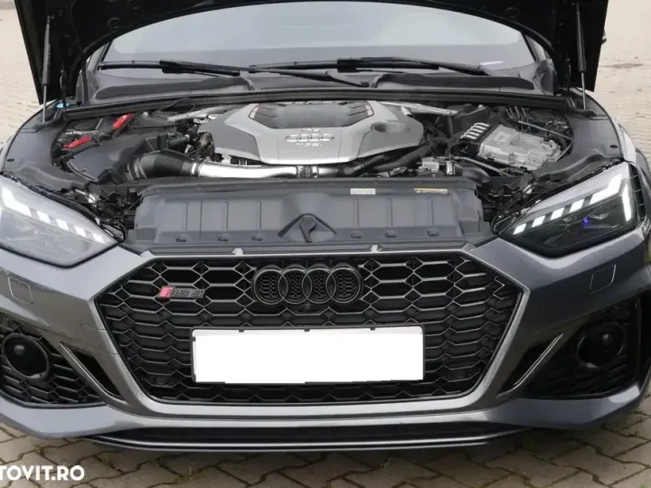 Audi RS5 F5