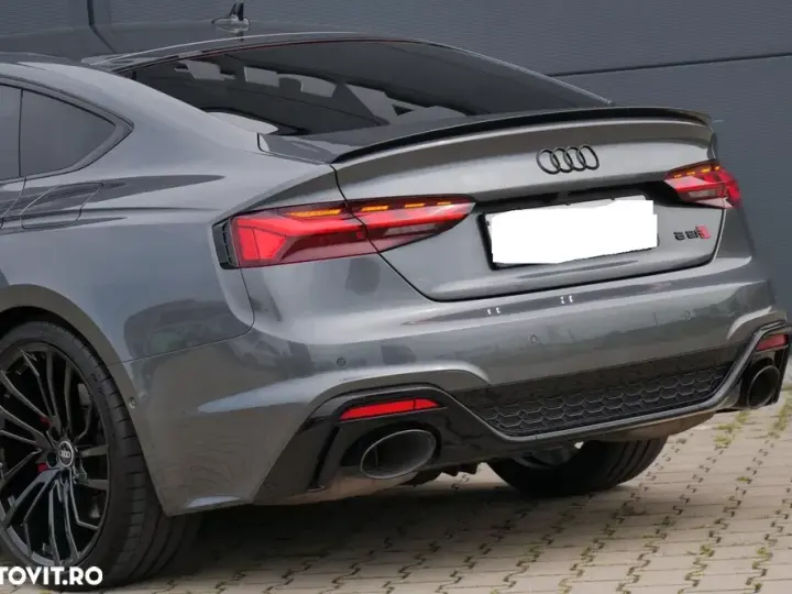 Audi RS5 F5