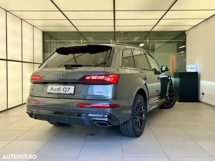 Audi Q7 4M SUV TFSIe quattro 290 kW tiptronic S line business
