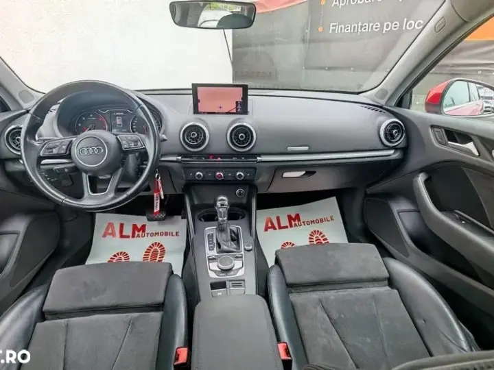 Audi A3 Sportback 8V 2.0 TDI S tronic S line Sportpaket