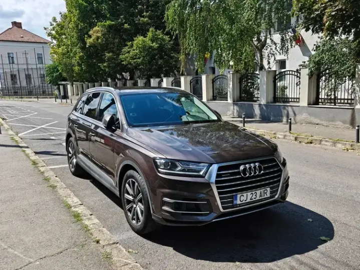 Audi Q7 4M