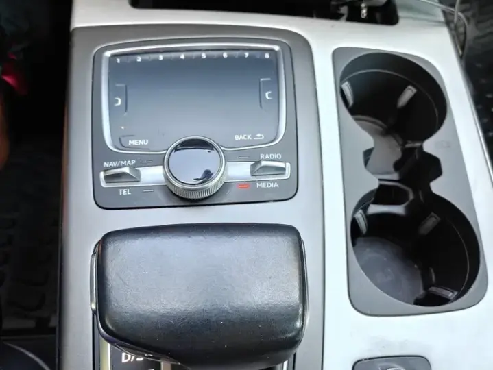 Audi Q7 4M