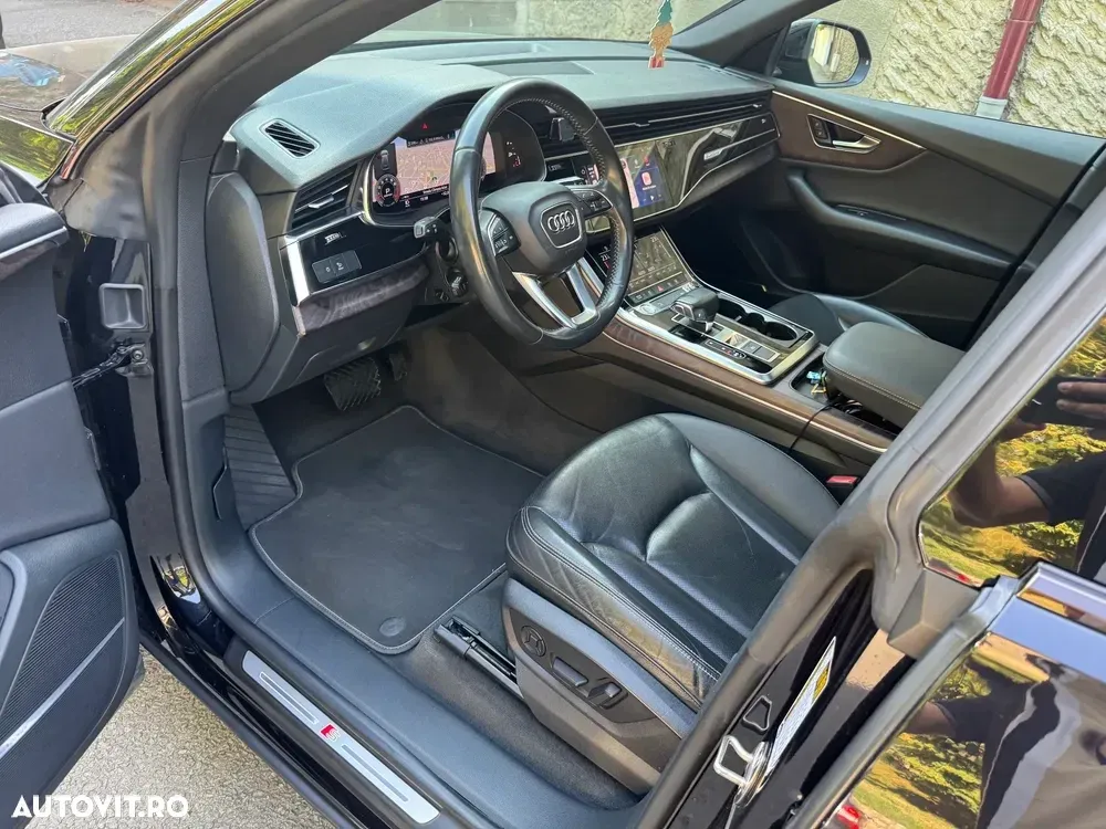 Audi Q8 SUV TFSI quattro 250 kW tiptronic S line business — imagine 6