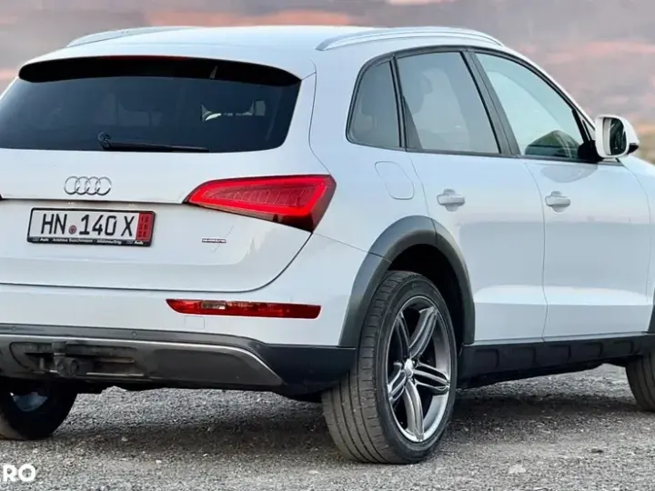 Audi Q5 8R 2.0 TDI Quattro sport
