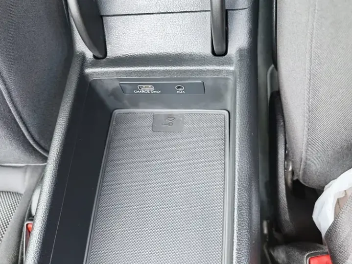 Audi A4 Limuzina B9
