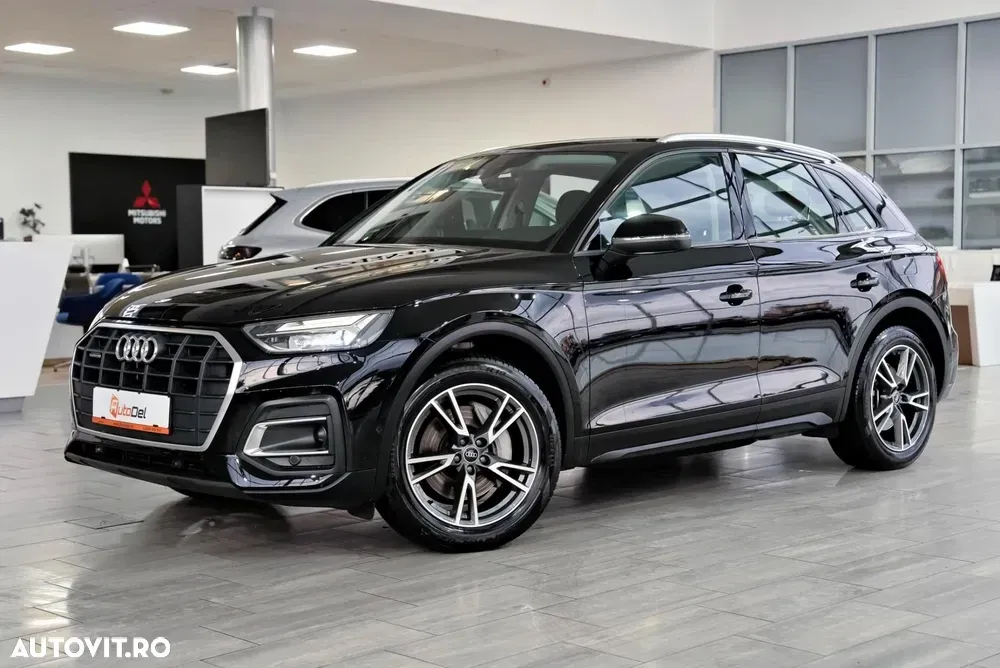 Audi Q5 50 TFSIe quattro S tronic S line business — imagine 3