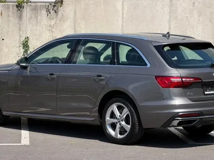 Audi A4 Limuzina 30 TDI S tronic MHEV Advanced
