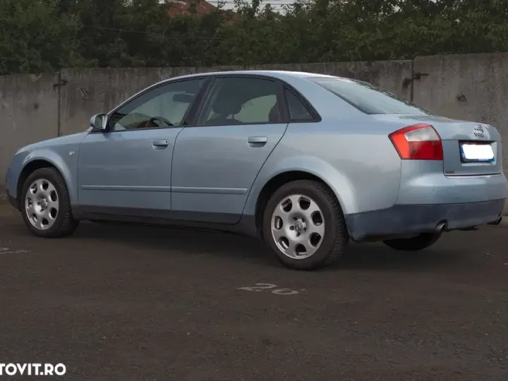 Audi A4 Limuzina