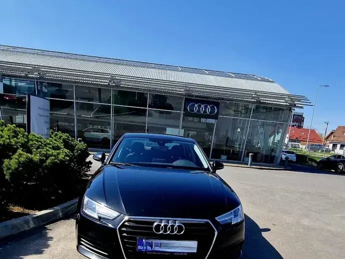 Audi A4 Limuzina B9
