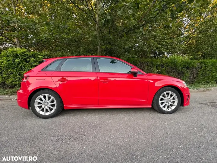Audi A3 Sportback 8V 1.6 TDI S tronic S line Sportpaket