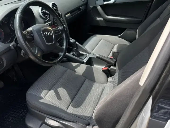 Audi A3 Sportback 8P 2.0 TDI DPF Ambition