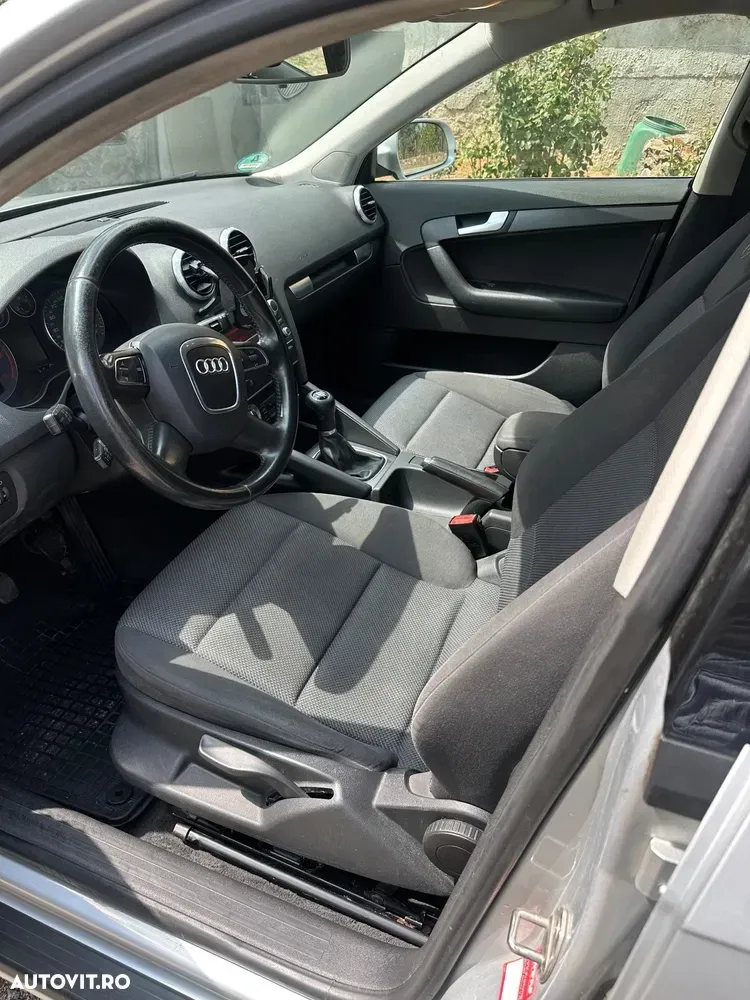 Audi A3 Sportback 8P 2.0 TDI DPF Ambition — imagine 5