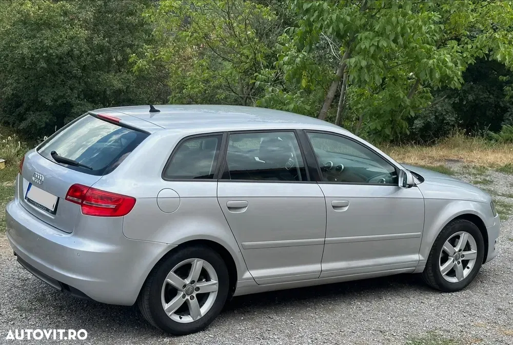 Audi A3 Sportback 8P 2.0 TDI DPF Ambition — imagine 3