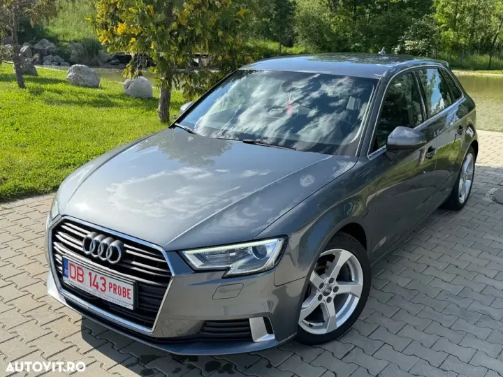 Audi A3 Sportback 8V 1.5 TFSI cylinder on demand S tronic design