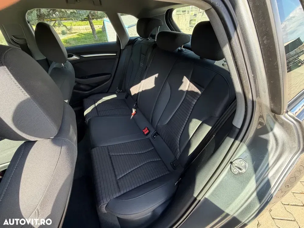 Audi A3 Sportback 8V 1.5 TFSI cylinder on demand S tronic design — imagine 6