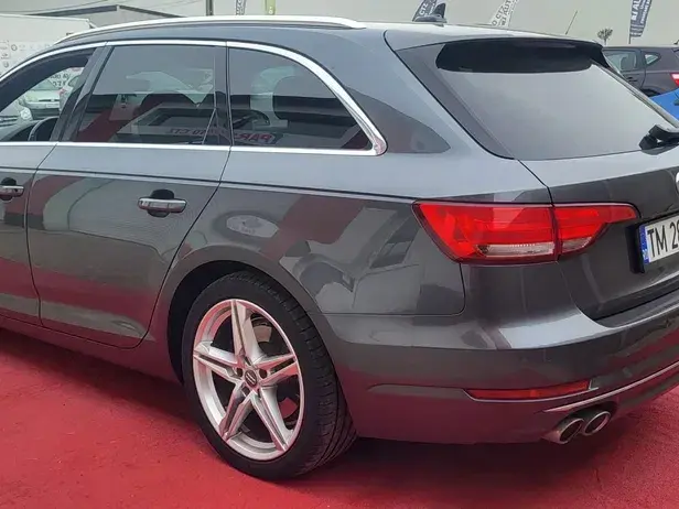 Audi A4 Avant B9
