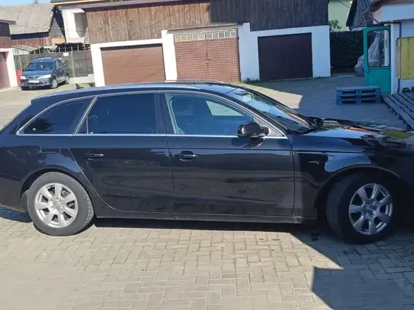 Audi A4 Avant B8 2.0 TDI