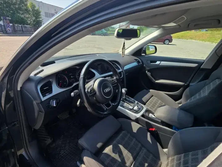 Audi A4 Avant B8 2.0 TDI Multitronic