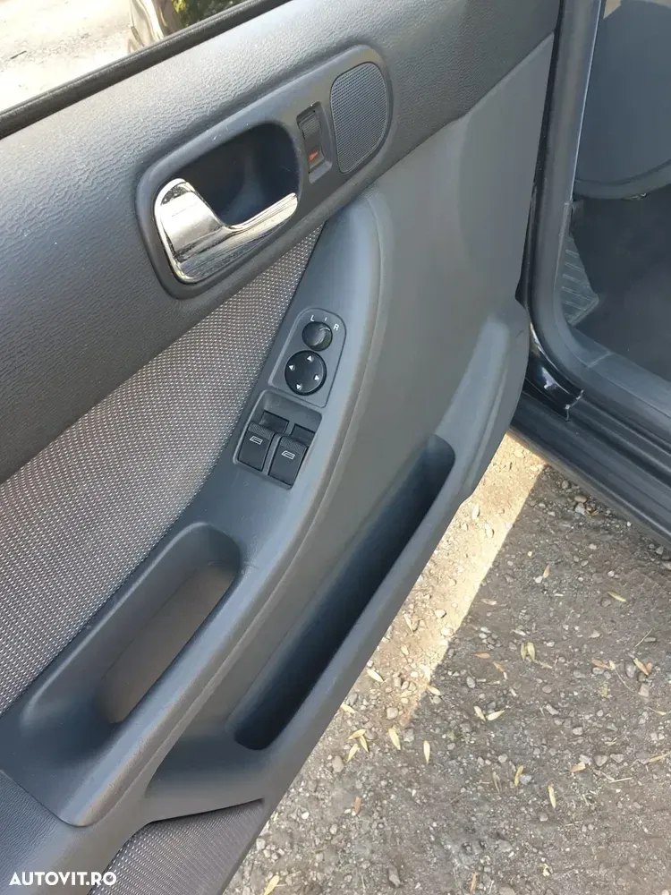 Audi A3 3-portiere 8L — imagine 4