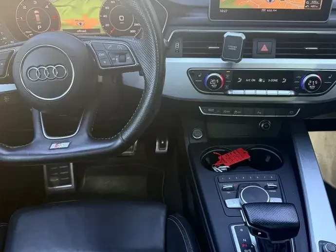 Audi A4 Limuzina 2.0 TDI S tronic Sport