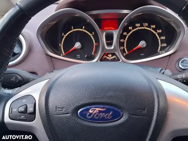 Ford Fiesta VII 1.6i Titanium