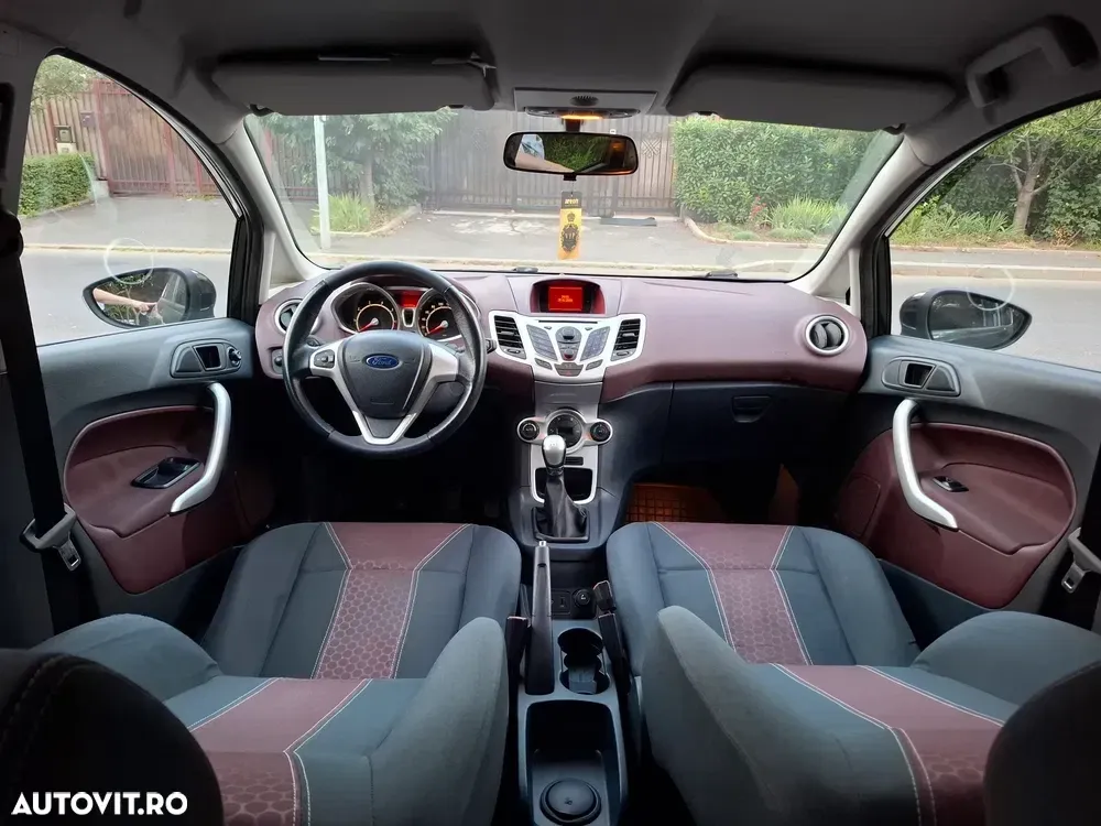 Ford Fiesta VII 1.6i Titanium — imagine 4