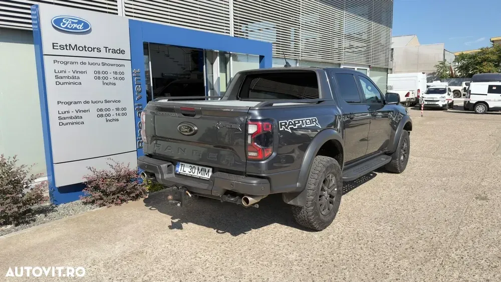 Ford Raptor — imagine 5