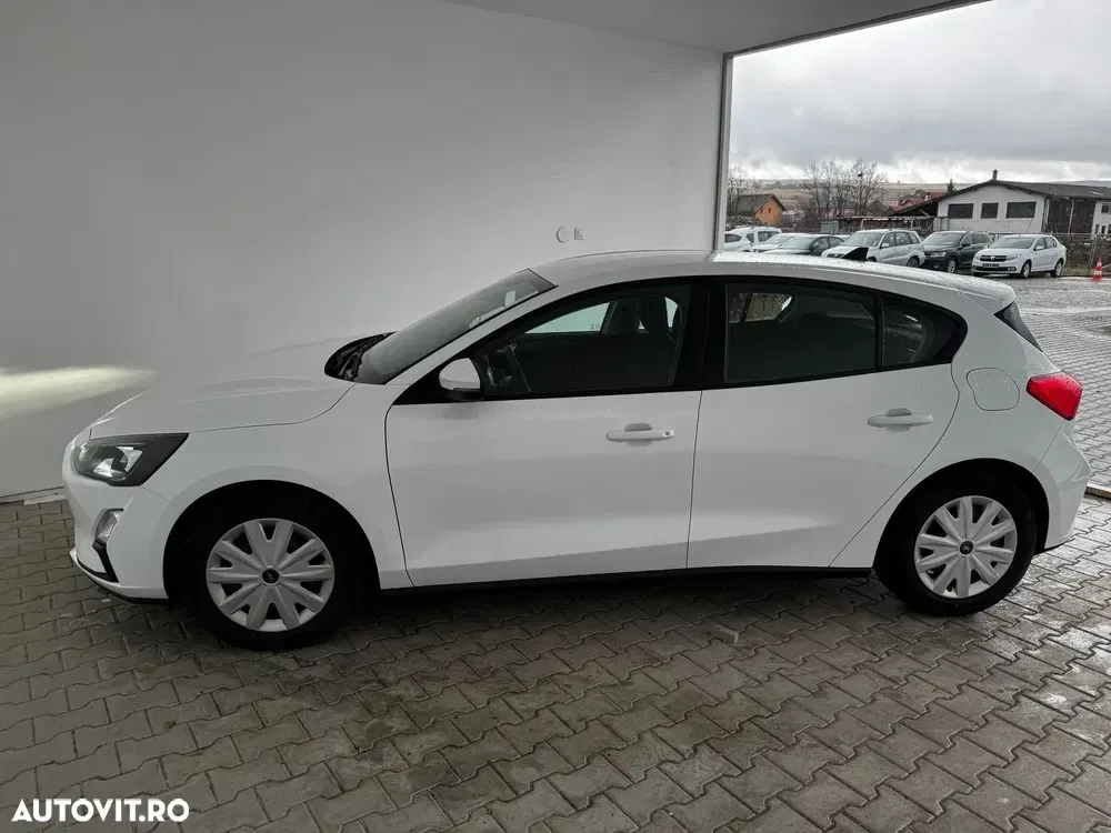 Ford Focus MK4 1.5 EcoBlue Trend — imagine 3
