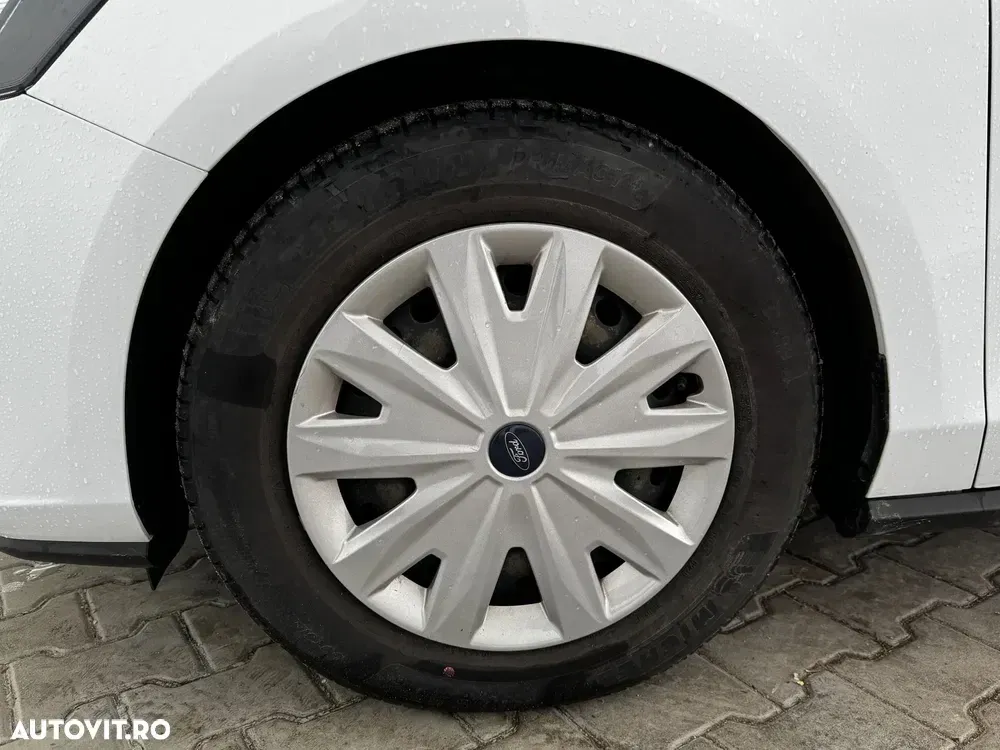 Ford Focus MK4 1.5 EcoBlue Trend — imagine 6