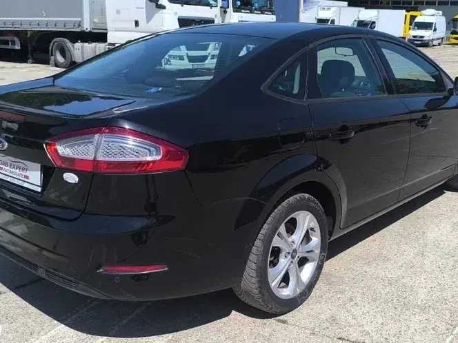 Ford Mondeo IV 2.0 Duratorq TDCi Powershift Titanium