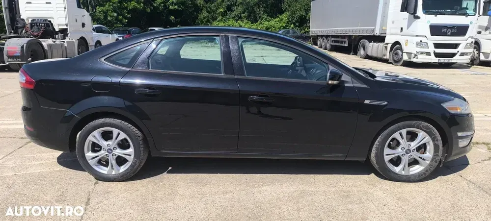 Ford Mondeo IV 2.0 Duratorq TDCi Powershift Titanium — imagine 4